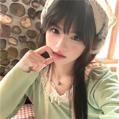 倒挂的爱丽丝